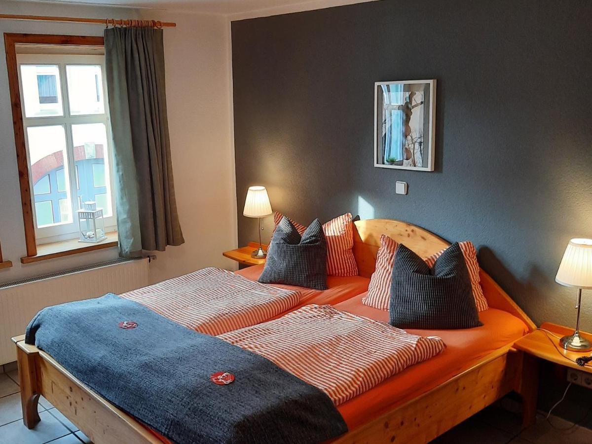 Landhotel Brauner Hirsch Kammerforst ภายนอก รูปภาพ