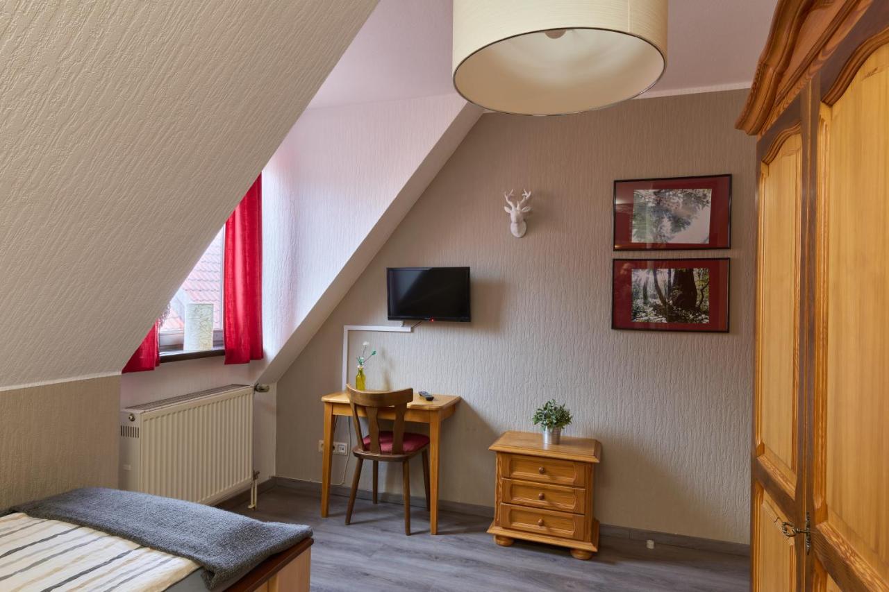 Landhotel Brauner Hirsch Kammerforst ภายนอก รูปภาพ