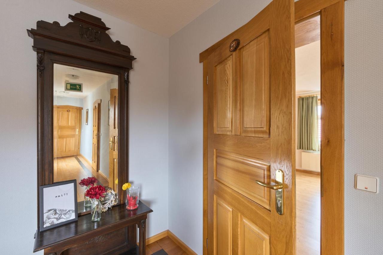 Landhotel Brauner Hirsch Kammerforst ภายนอก รูปภาพ