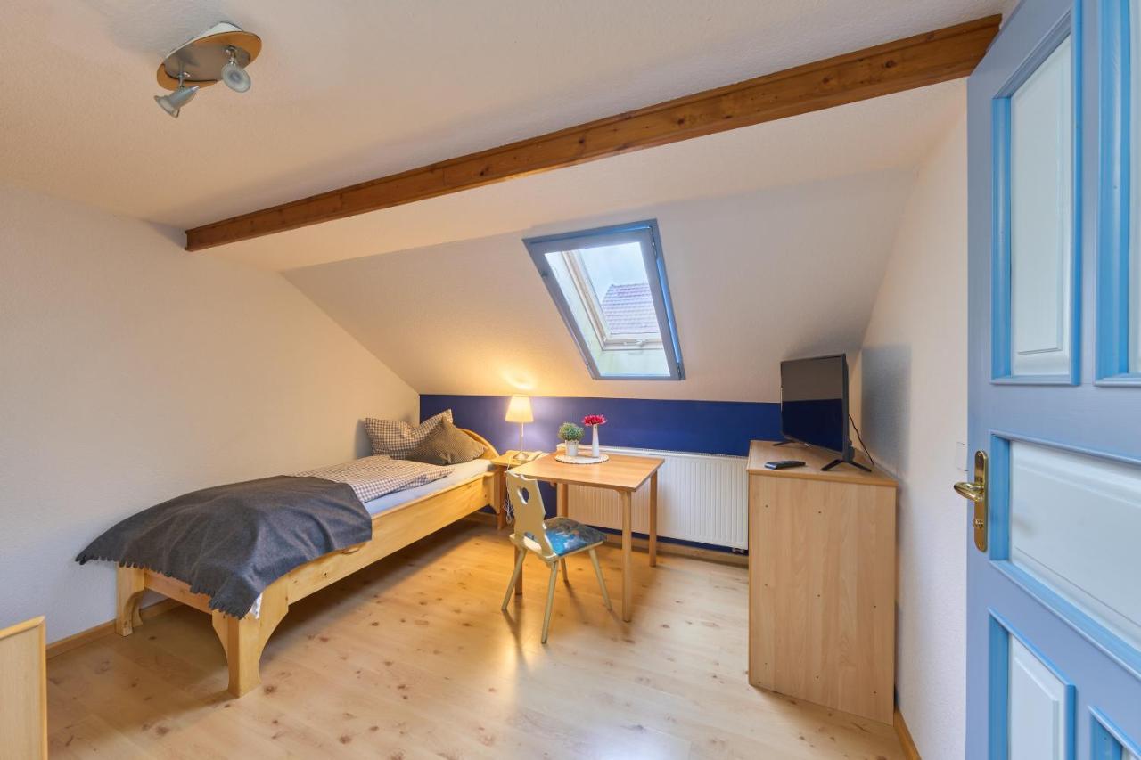 Landhotel Brauner Hirsch Kammerforst ภายนอก รูปภาพ