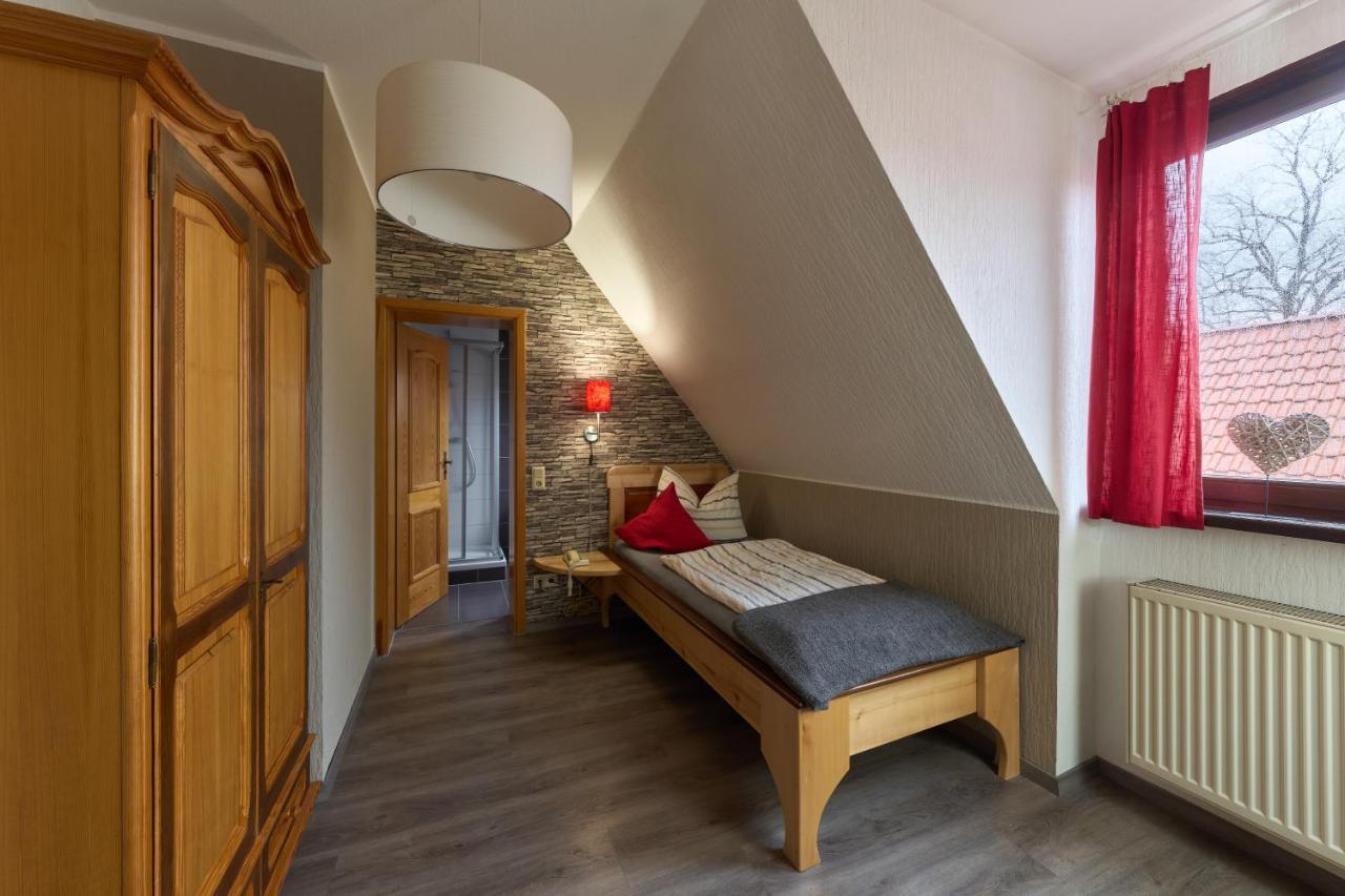 Landhotel Brauner Hirsch Kammerforst ภายนอก รูปภาพ